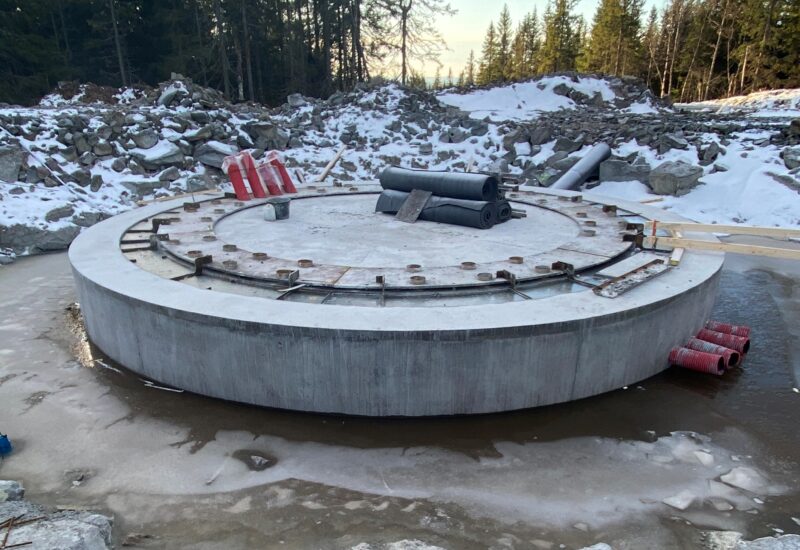 Solide fundamenter til de 217 meter høye vindturbinene i Odal Vindkraftverk